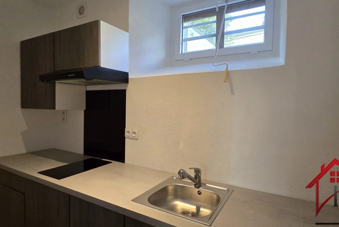 Studio meublé rénové de 28 m² à Besançon – Quartier Chaprais 