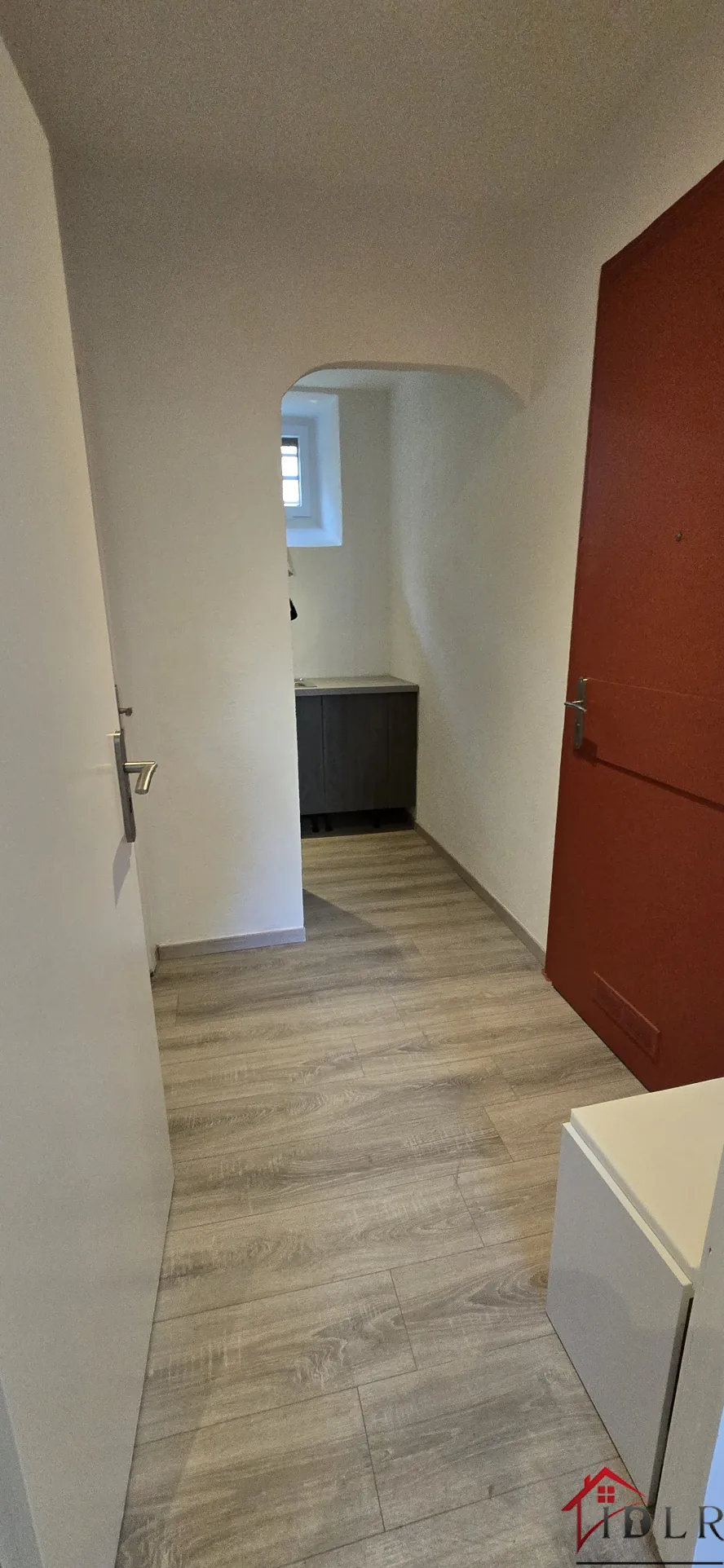 Studio meublé rénové de 28 m² à Besançon – Quartier Chaprais 