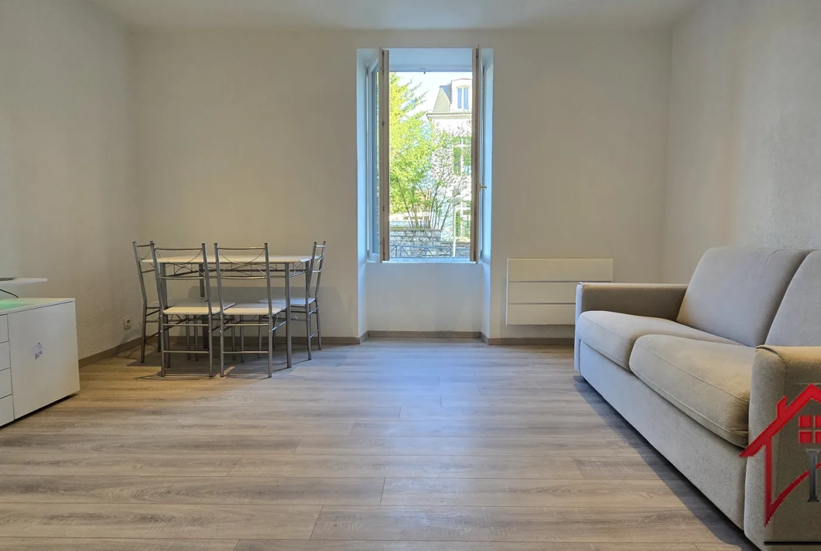 Studio meublé rénové de 28 m² à Besançon – Quartier Chaprais 