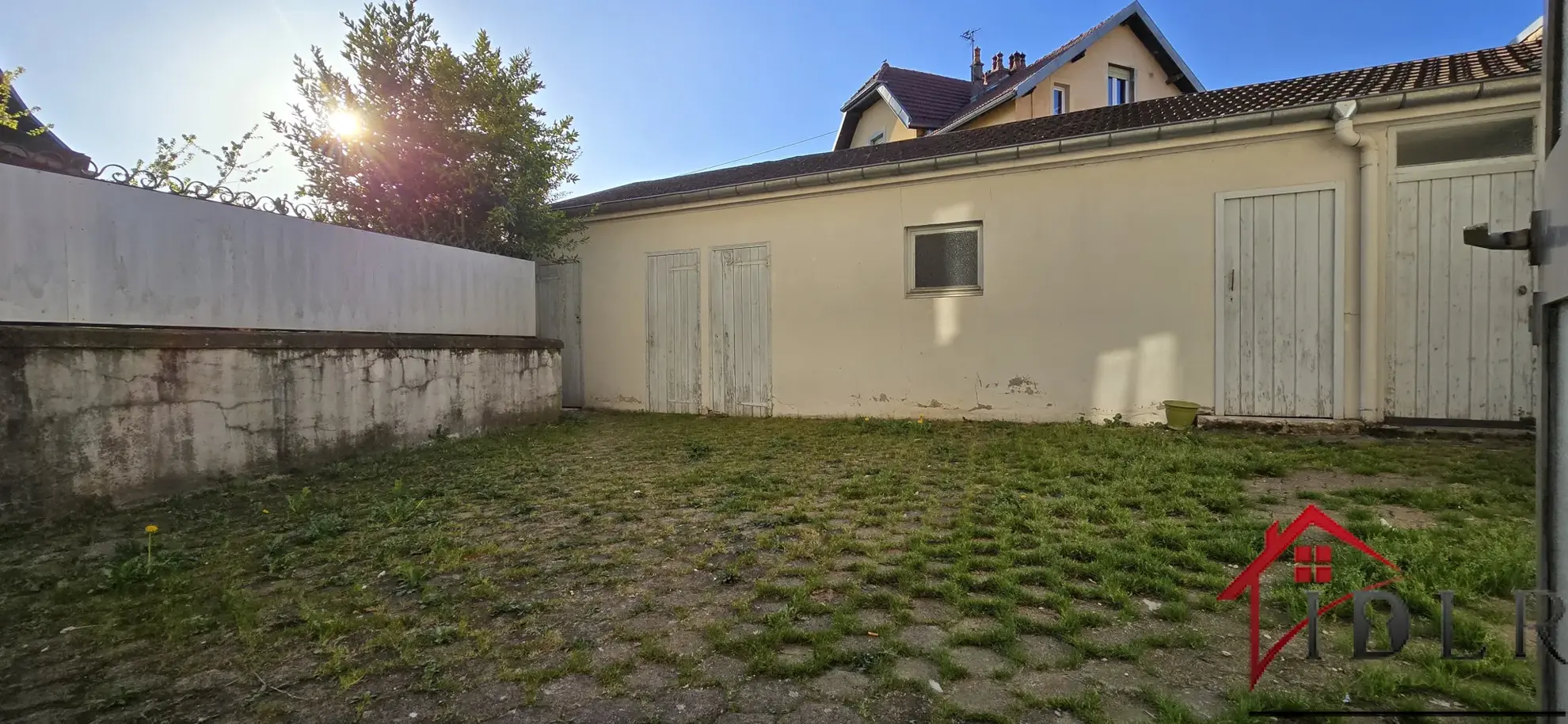 Studio meublé rénové de 28 m² à Besançon – Quartier Chaprais 