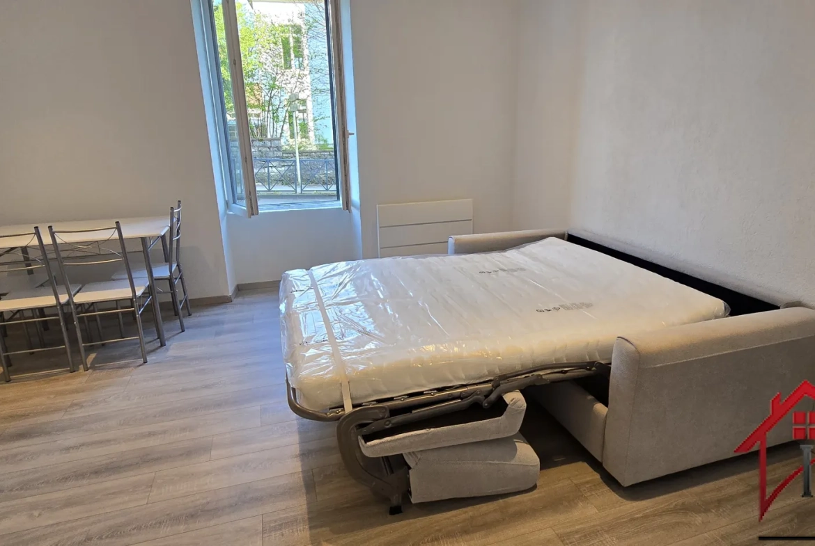 Studio meublé rénové de 28 m² à Besançon – Quartier Chaprais 