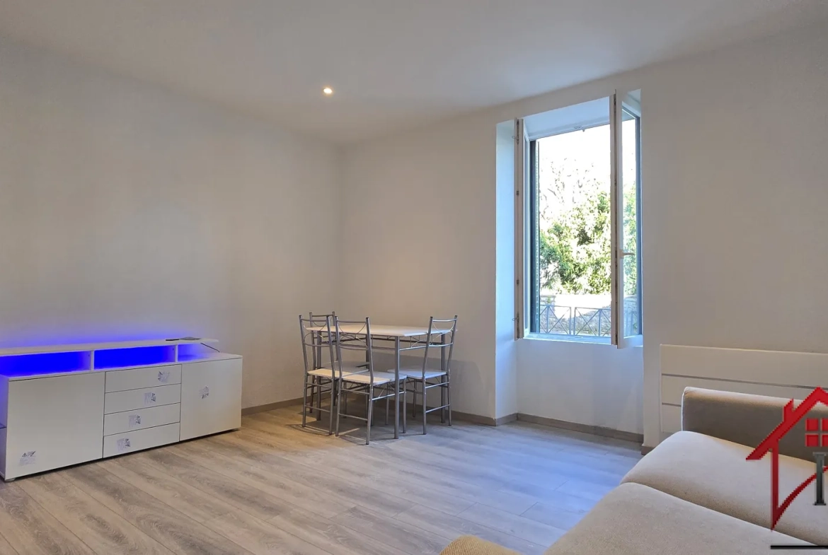 Studio meublé rénové de 28 m² à Besançon – Quartier Chaprais 