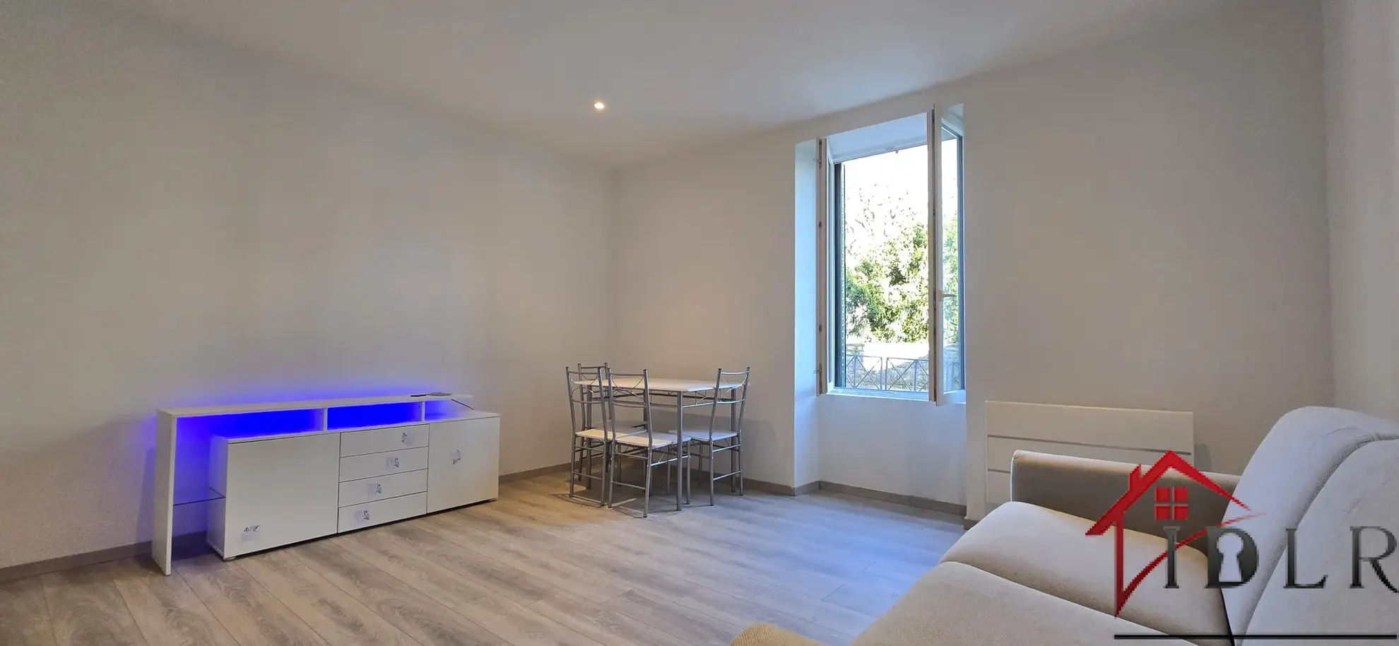 Studio meublé rénové de 28 m² à Besançon – Quartier Chaprais 
