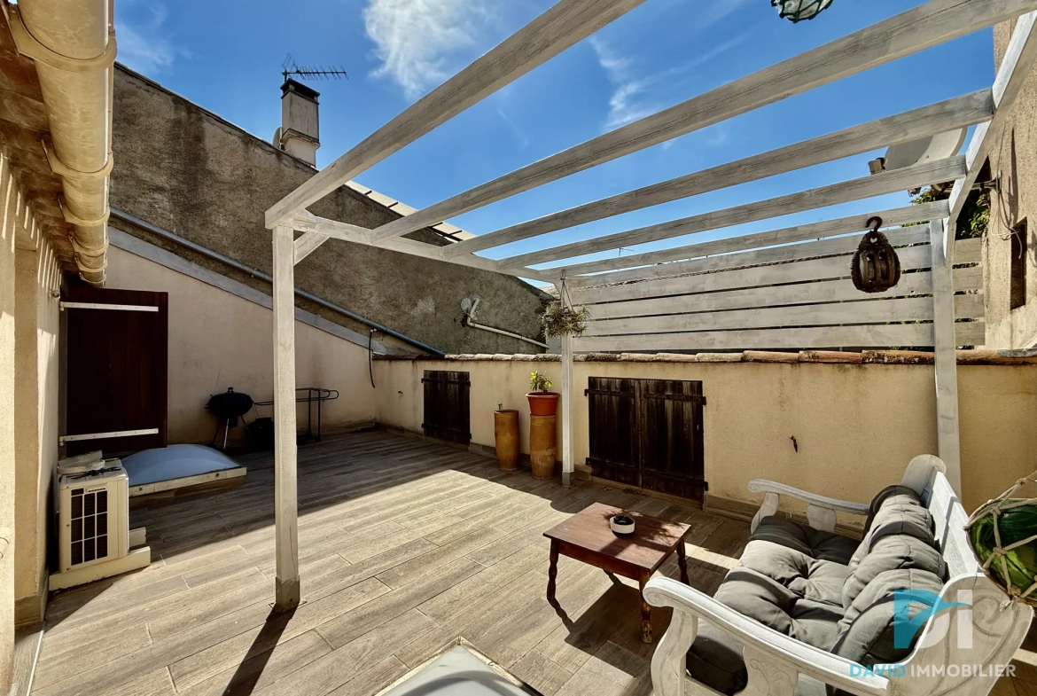 Maison de village T3 rénovée avec jardin et terrasse à Agde 