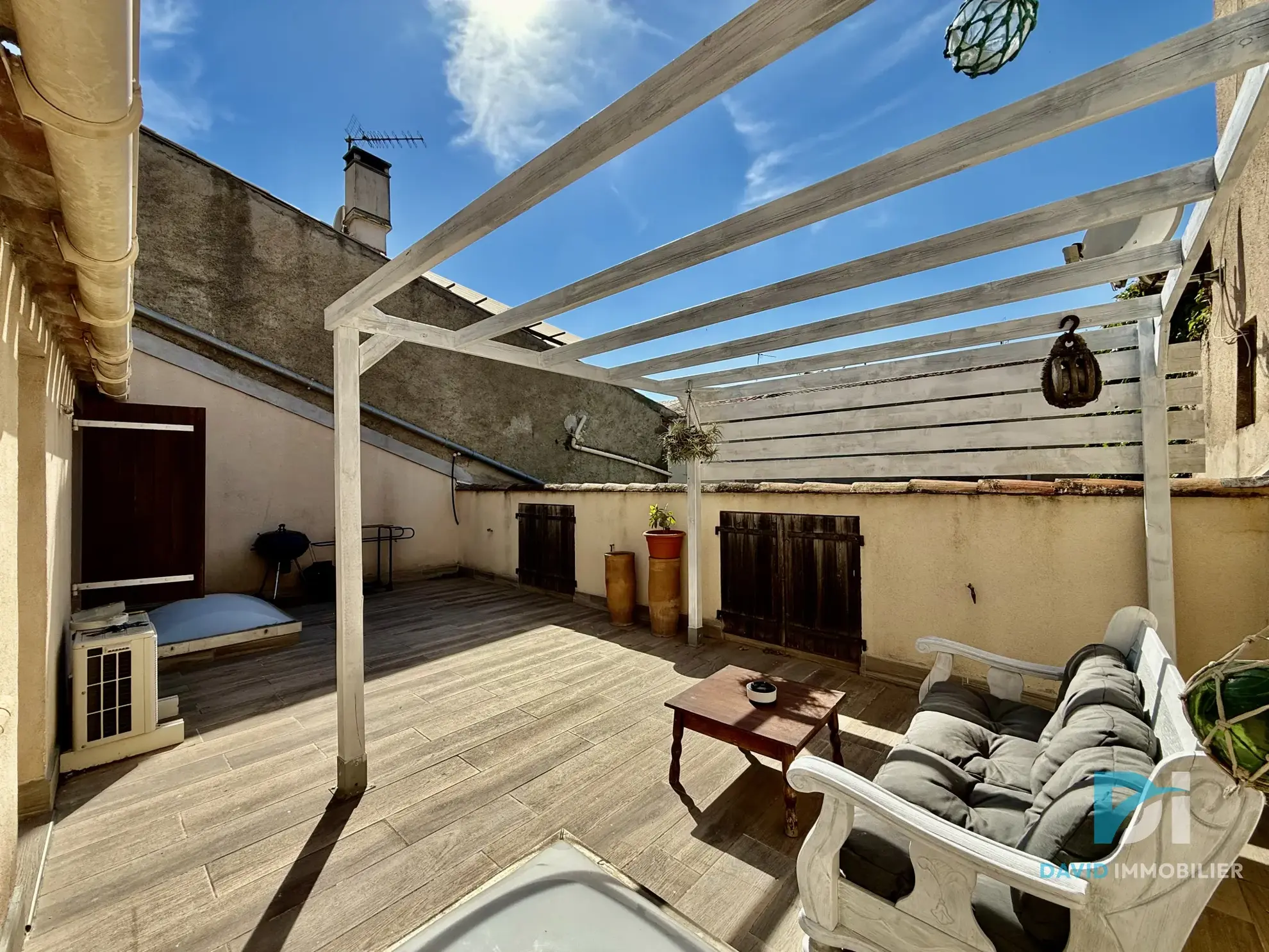 Maison de village T3 rénovée avec jardin et terrasse à Agde 