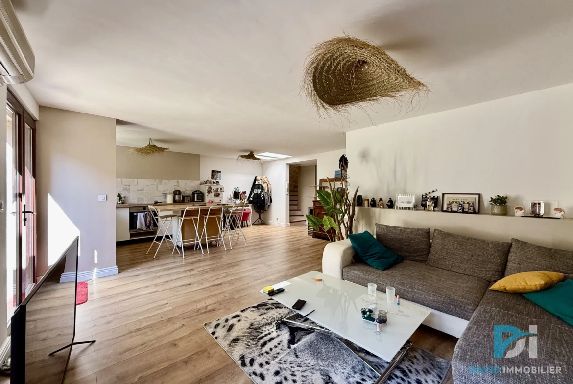Maison de village T3 rénovée avec jardin et terrasse à Agde 