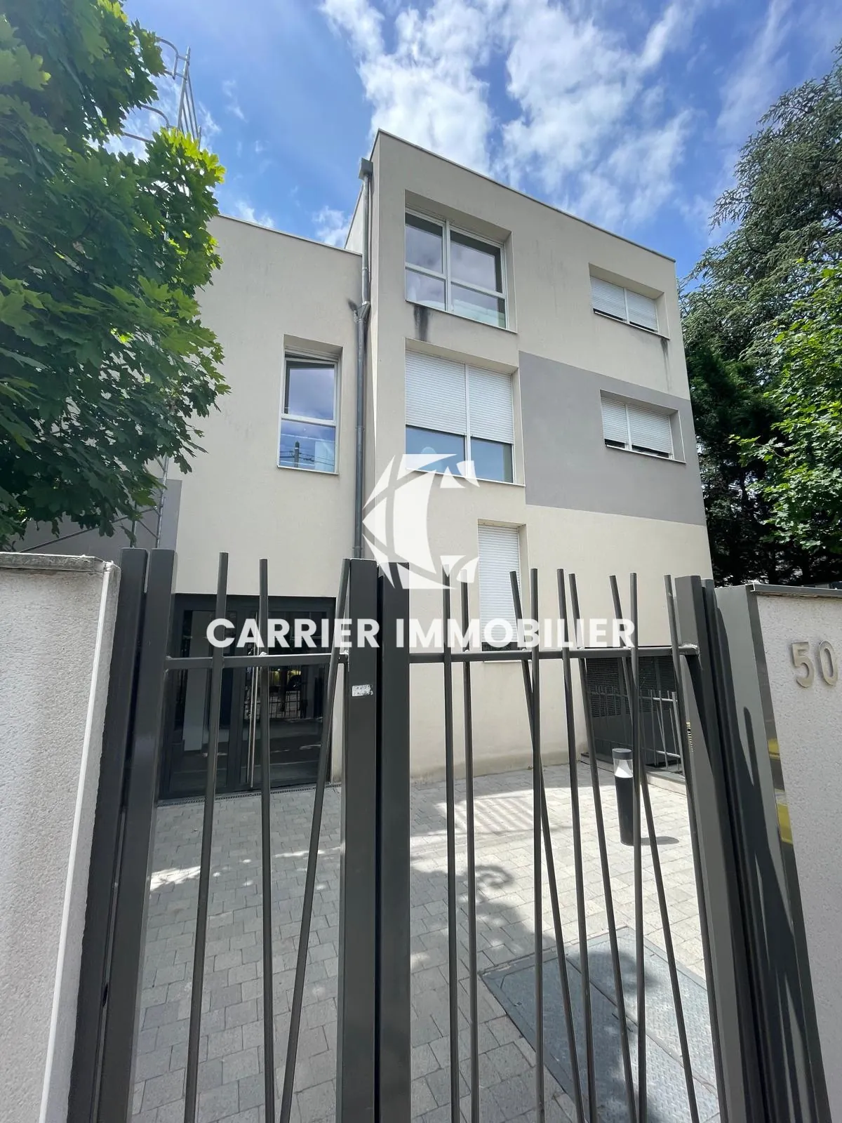 Appartement T2 lumineux avec garage à Tassin, secteur recherché 