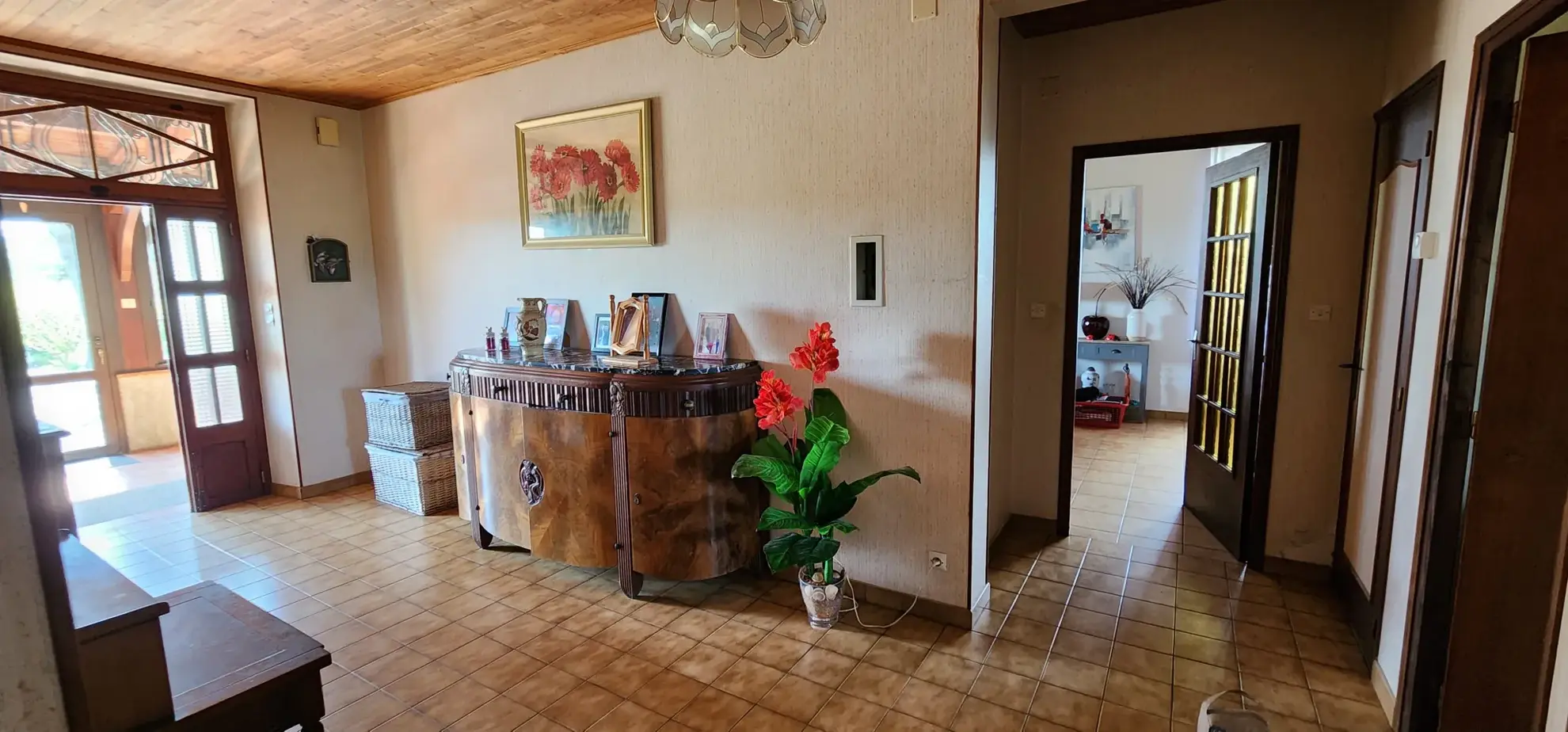 Belle maison en pierre avec terrain et atelier à Tonneins 