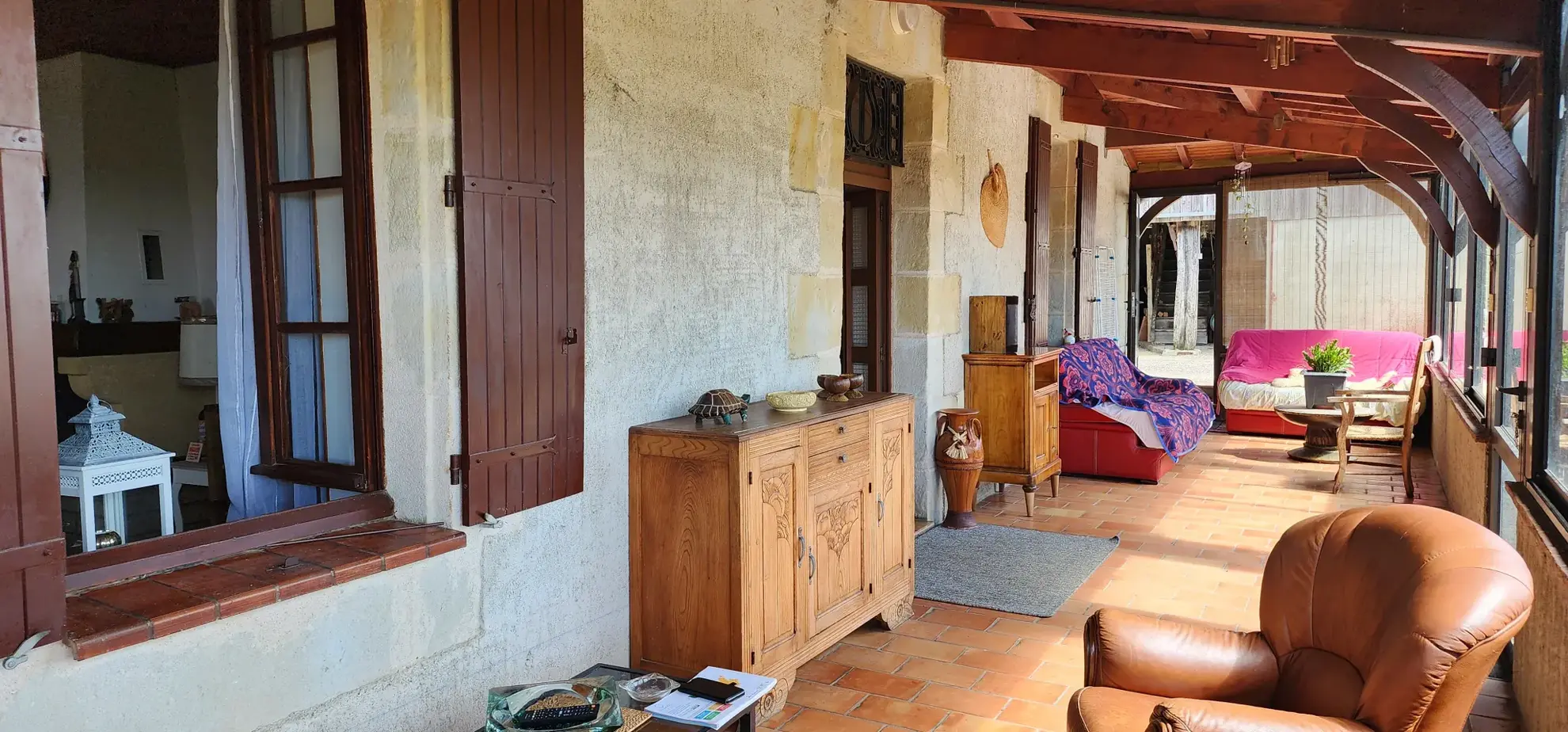 Belle maison en pierre avec terrain et atelier à Tonneins 