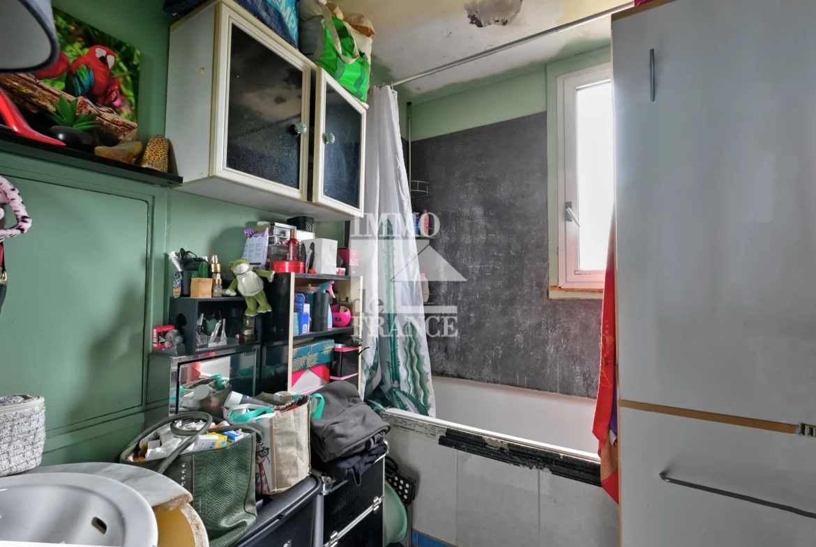 Appartement 3 pièces à Pontoise proche université et RER - 63 m² 