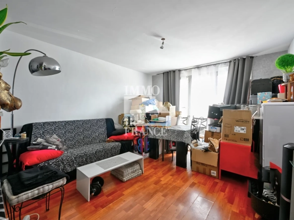 Appartement 3 pièces à Pontoise proche université et RER - 63 m²