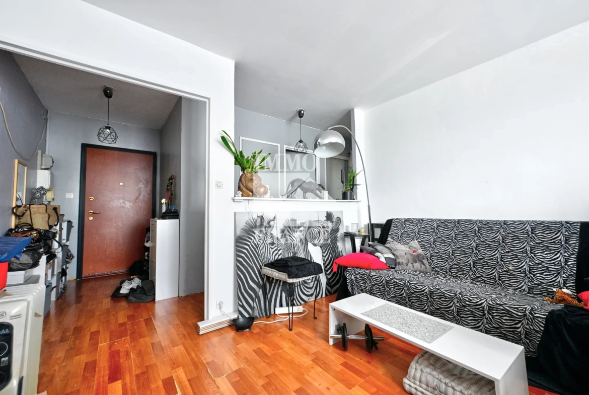 Appartement 3 pièces à Pontoise proche université et RER - 63 m² 