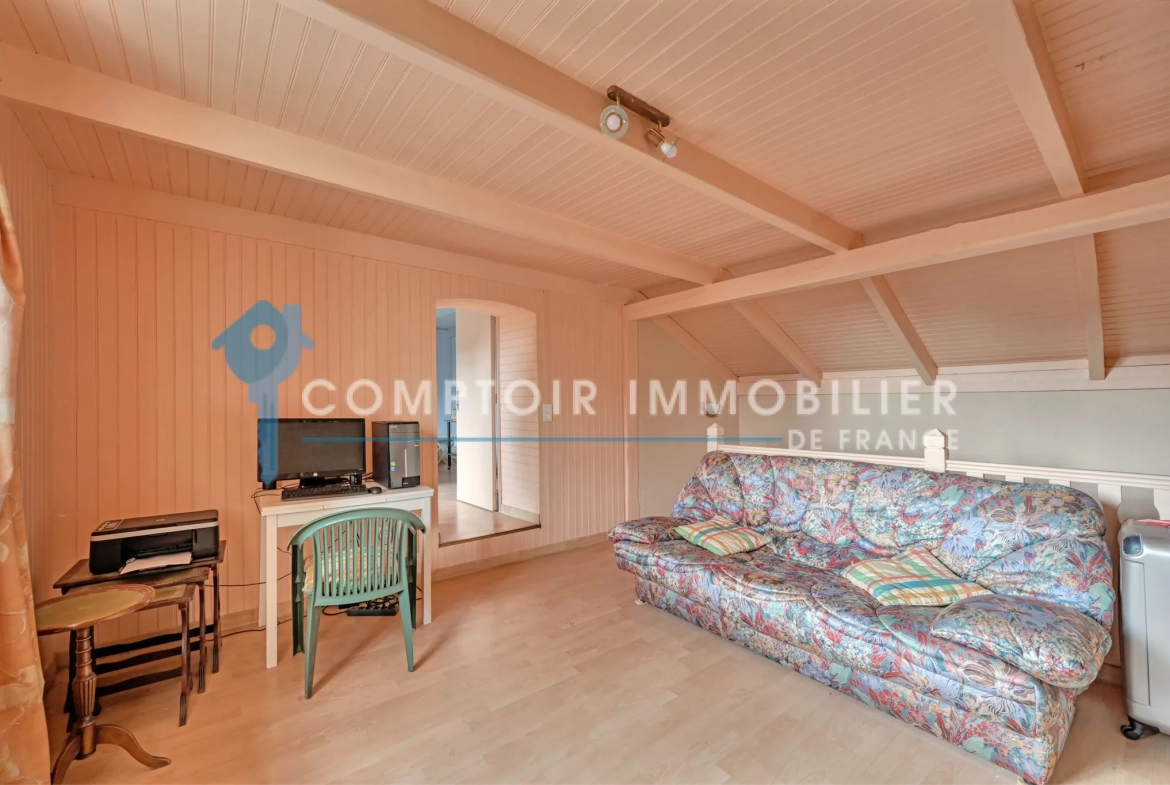 Maison de village à Mejannes-lès-Alès de 110 m² avec garage et cour ombragée 