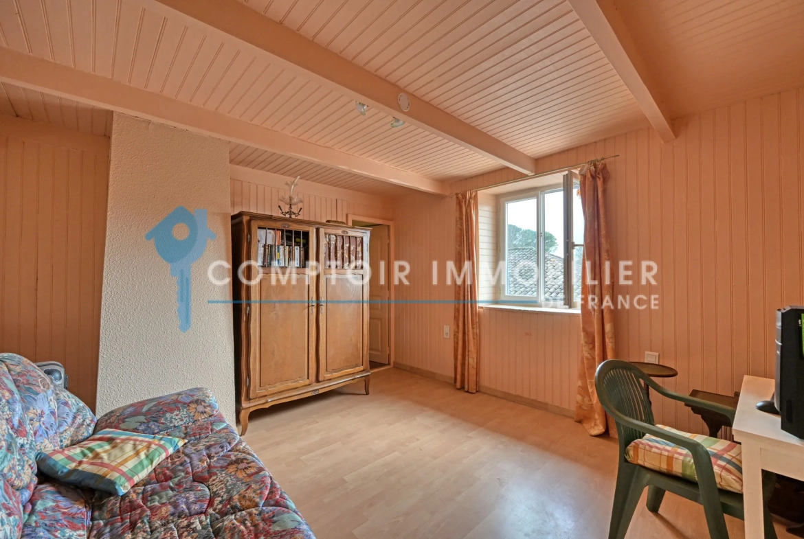 Maison de village à Mejannes-lès-Alès de 110 m² avec garage et cour ombragée 