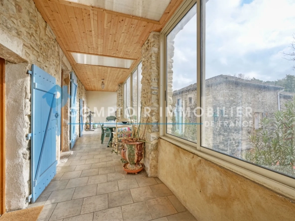 Maison de village à Mejannes-lès-Alès de 110 m² avec garage et cour ombragée