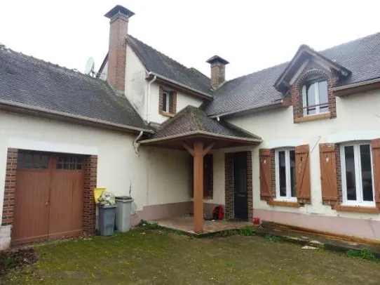 Maison à vendre à Pont-Sur-Vanne – 4 chambres, grand jardin, vente aux enchères 