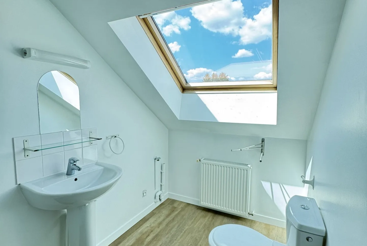 Appartement T2 bis en duplex rénové à Essert - Parking et Cave Inclus 
