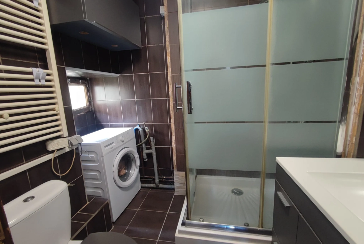 Charmant appartement de 84 m² au centre de Miribel les Echelles avec jardin collectif 