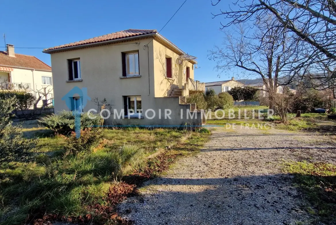Maison en pierre avec studio indépendant à Saint-Martin-de-Valgalgues de 106 m² 