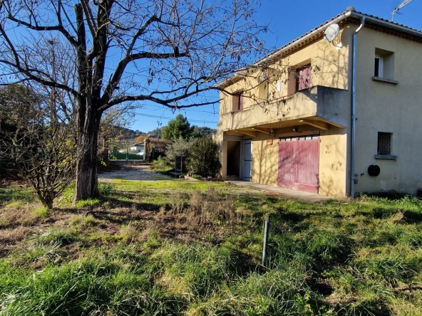 Maison traditionnelle avec studio en vente à Saint-Martin-de-Valgalgues