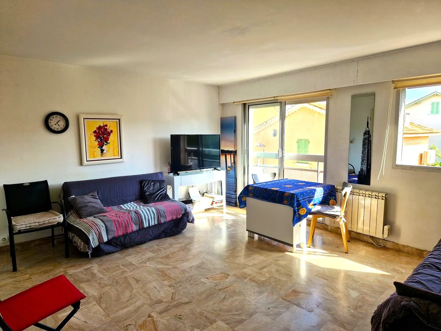 Studio à Toulon La Mitre – Dernier étage, proximité mer et commerces 