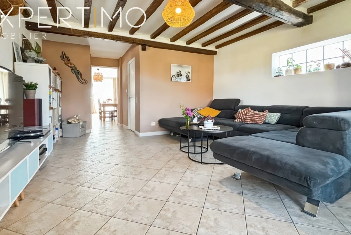 Maison en meulière de plain-pied avec grand jardin à Étampes 