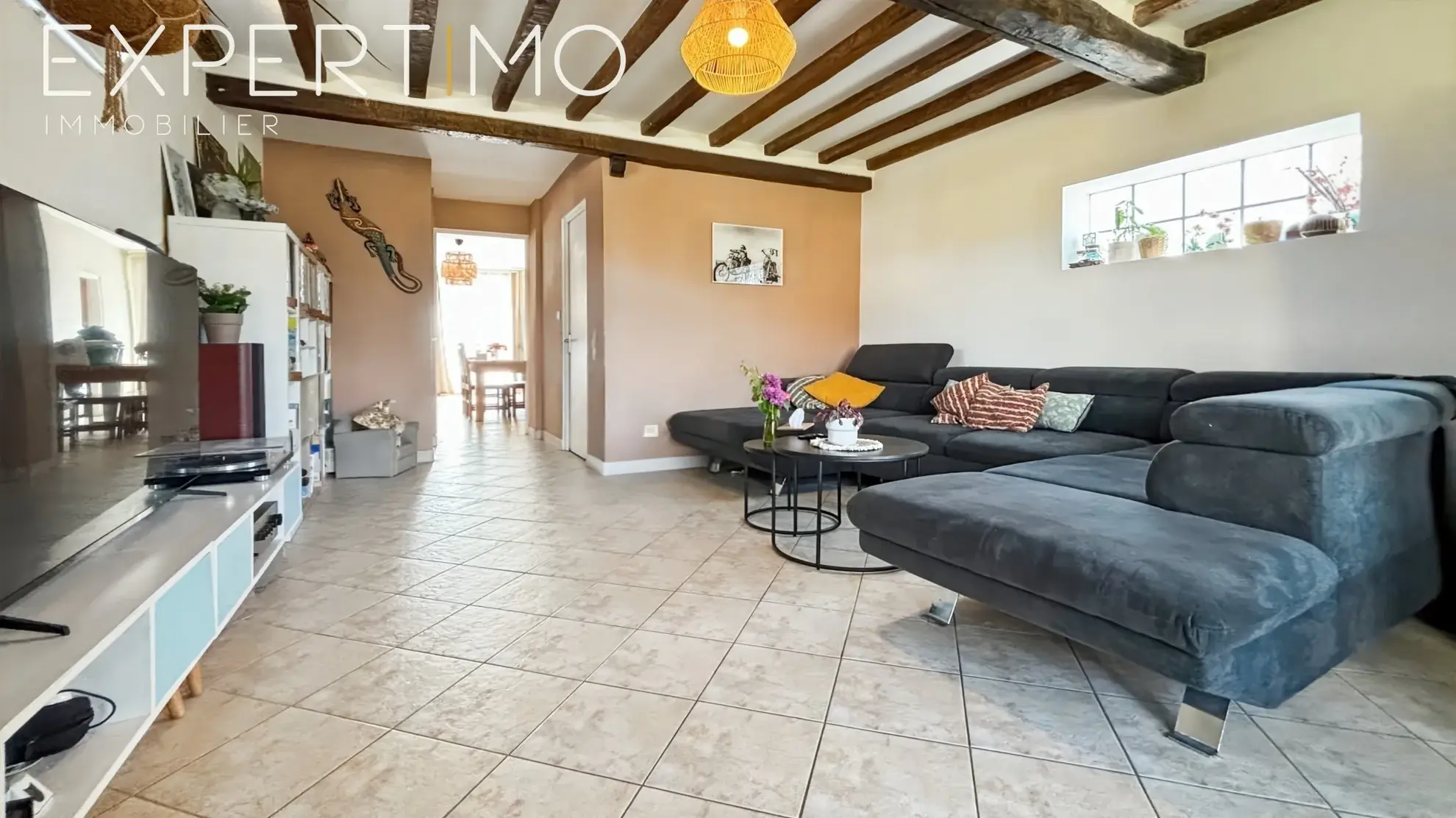 Maison en meulière de plain-pied avec grand jardin à Étampes 
