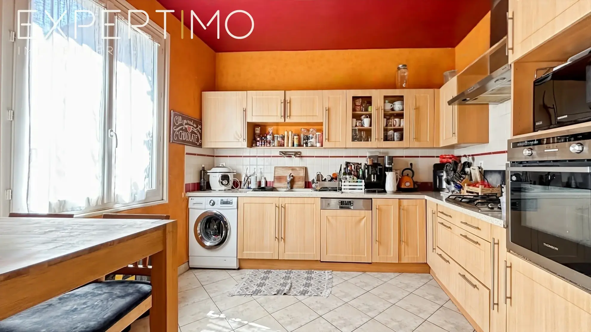 Maison en meulière de plain-pied avec grand jardin à Étampes 