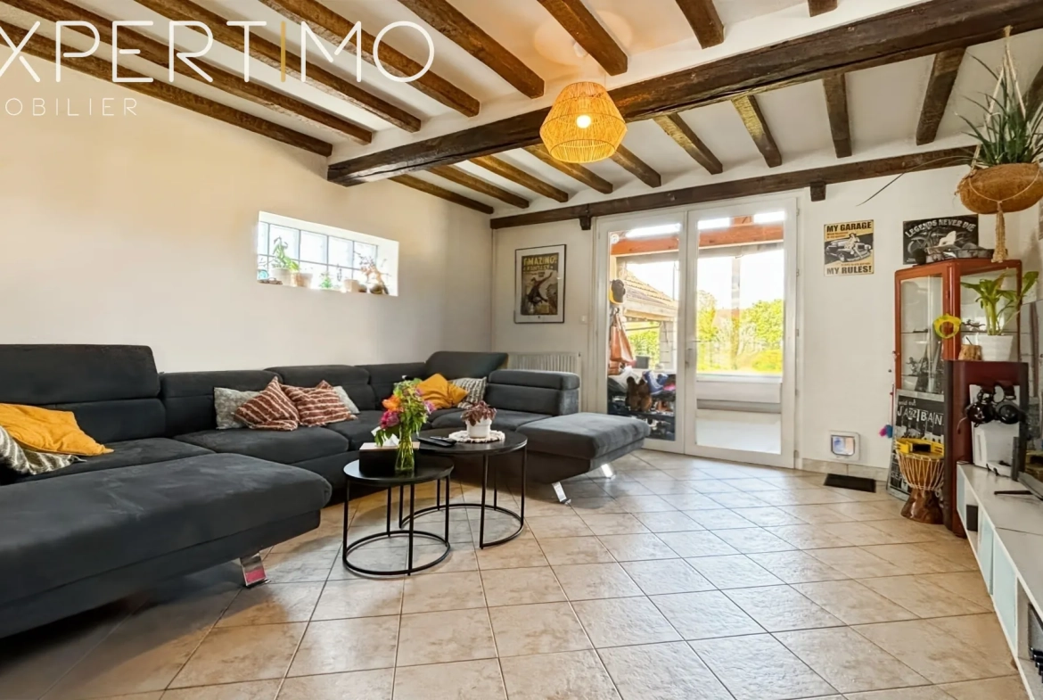 Maison en meulière de plain-pied avec grand jardin à Étampes 