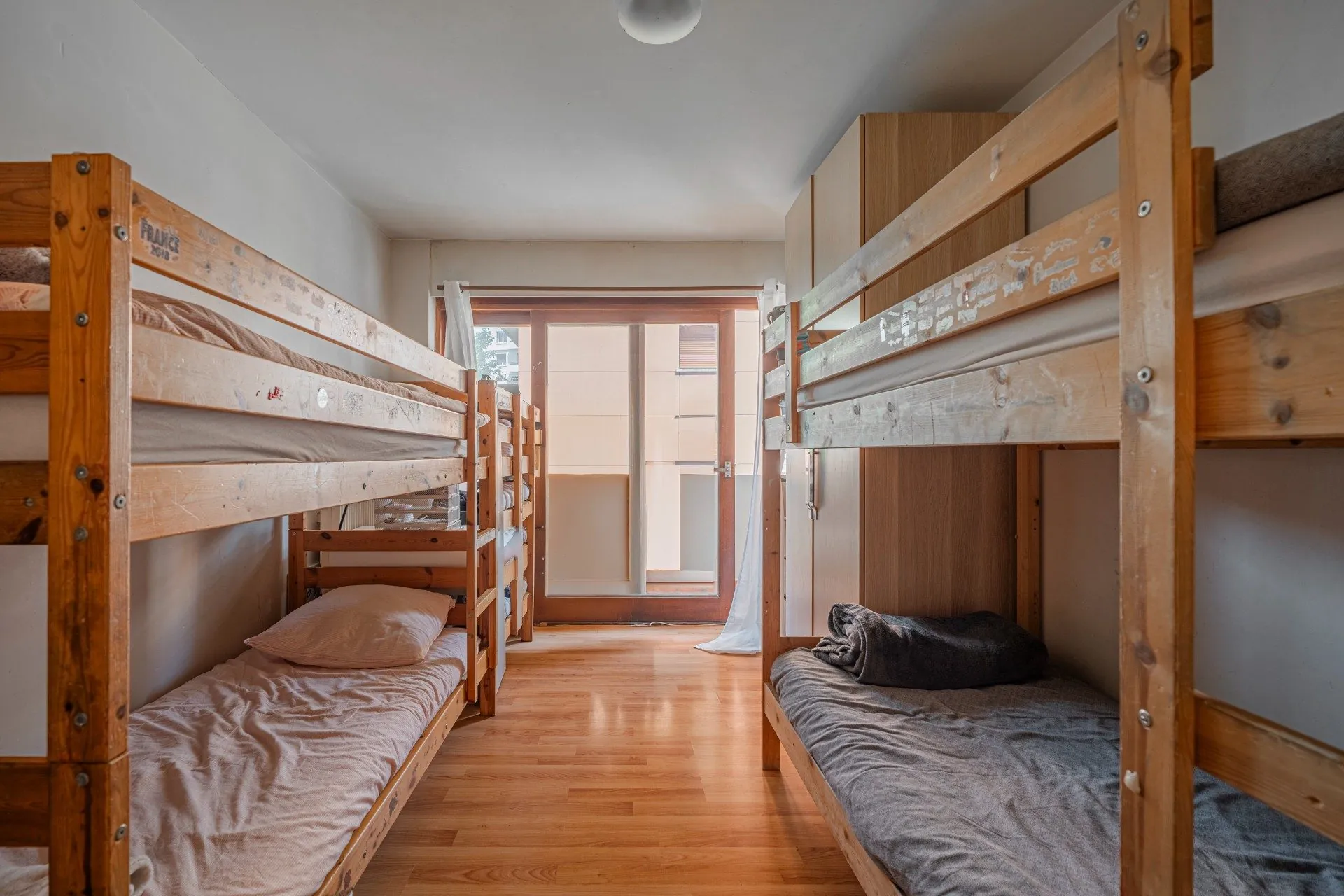 À vendre à Grenoble : Appartement T3 traversant de 85,6 m² avec Balcon et Cave 