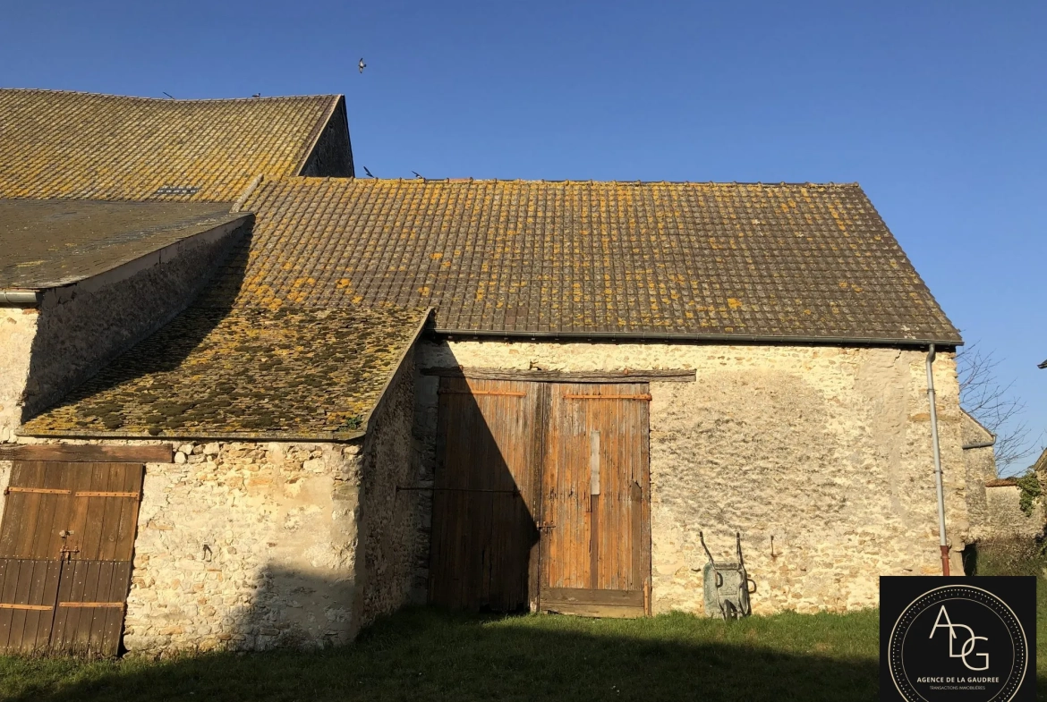 Grange à aménager avec jardin à Dourdan Sud, Essonne - Opportunité de rénovation 