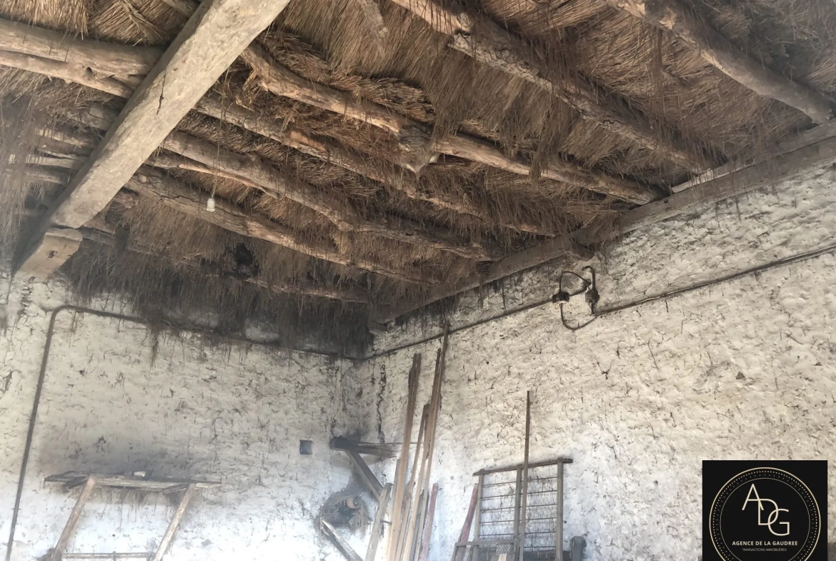 Grange à aménager avec jardin à Dourdan Sud, Essonne - Opportunité de rénovation 