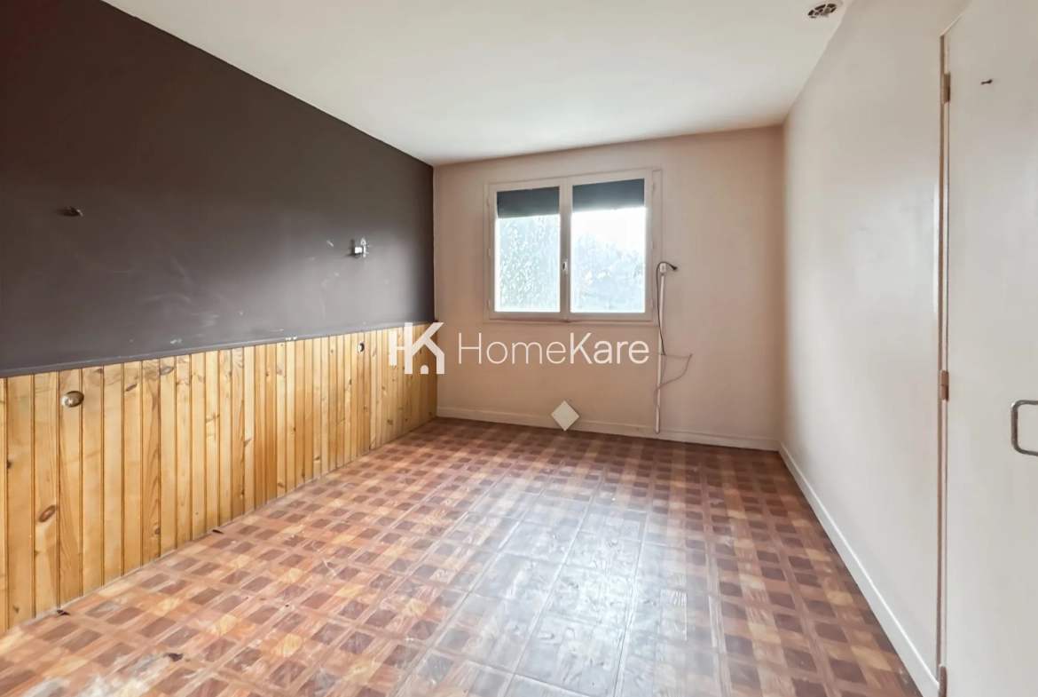 Ferme à rénover de 220 m² à Saint Sulpice-sur-Lèze avec grand jardin et potentiel immobilier 