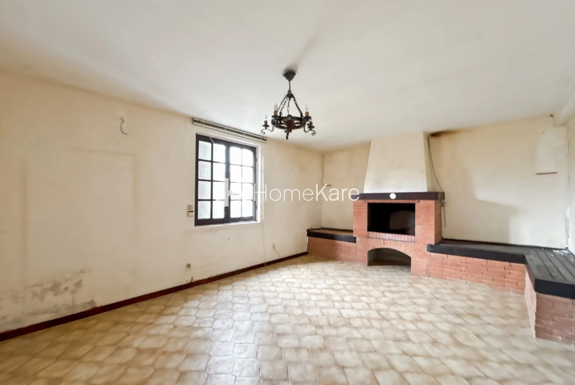 Ferme à rénover de 220 m² à Saint Sulpice-sur-Lèze avec grand jardin et potentiel immobilier 