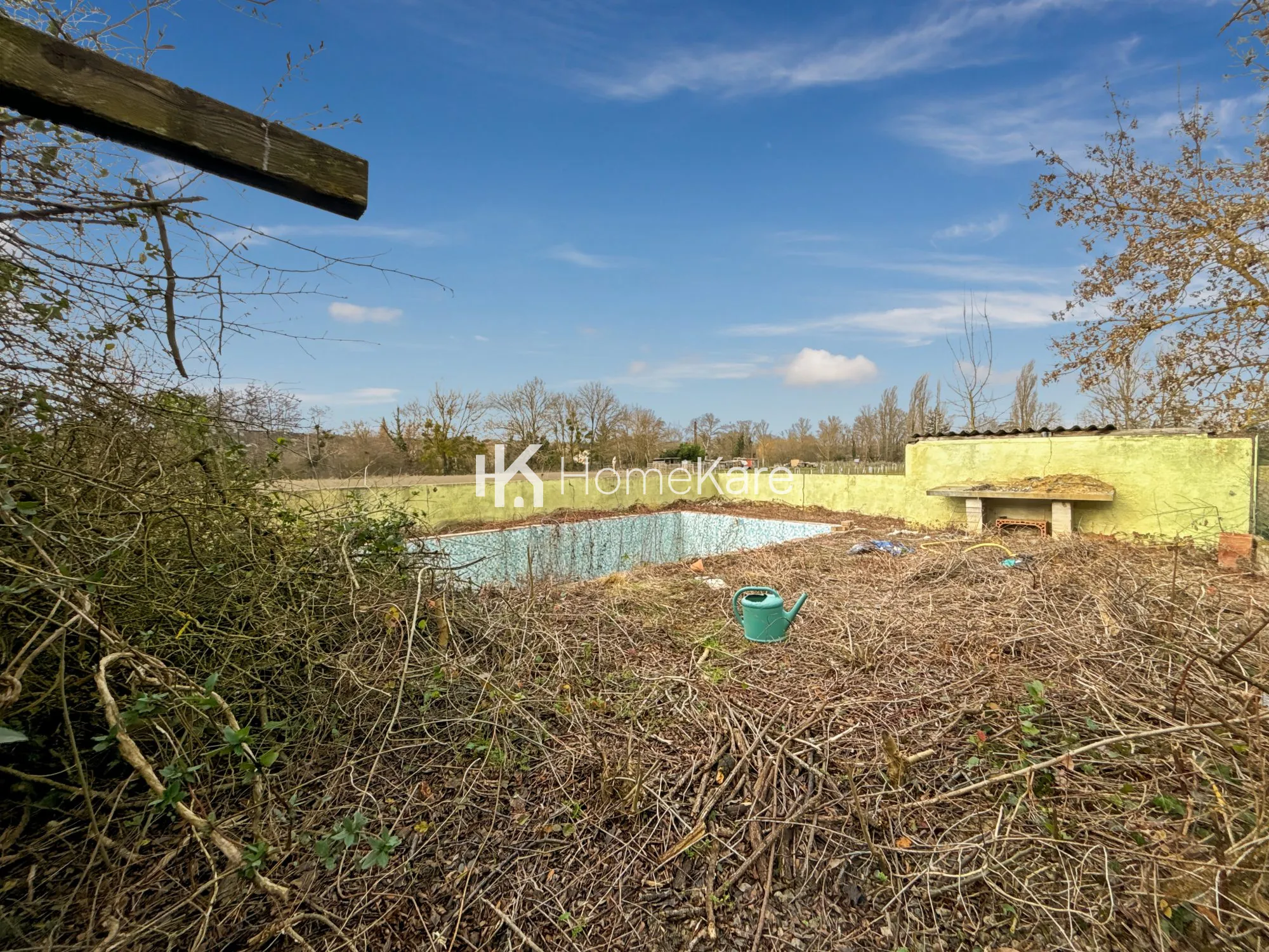 Ferme à rénover de 220 m² à Saint Sulpice-sur-Lèze avec grand jardin et potentiel immobilier 