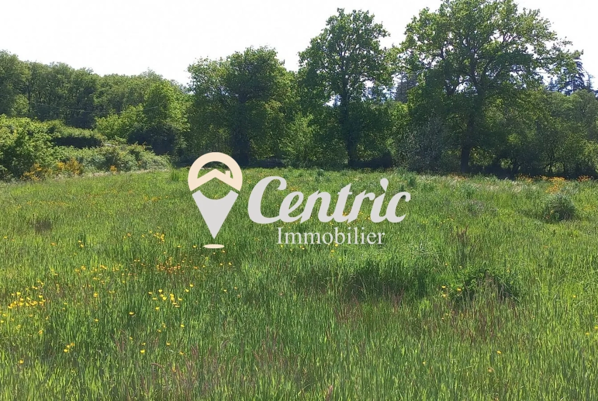 Terrain constructible de 1821 m² proche Bressuire - Opportunité rare 