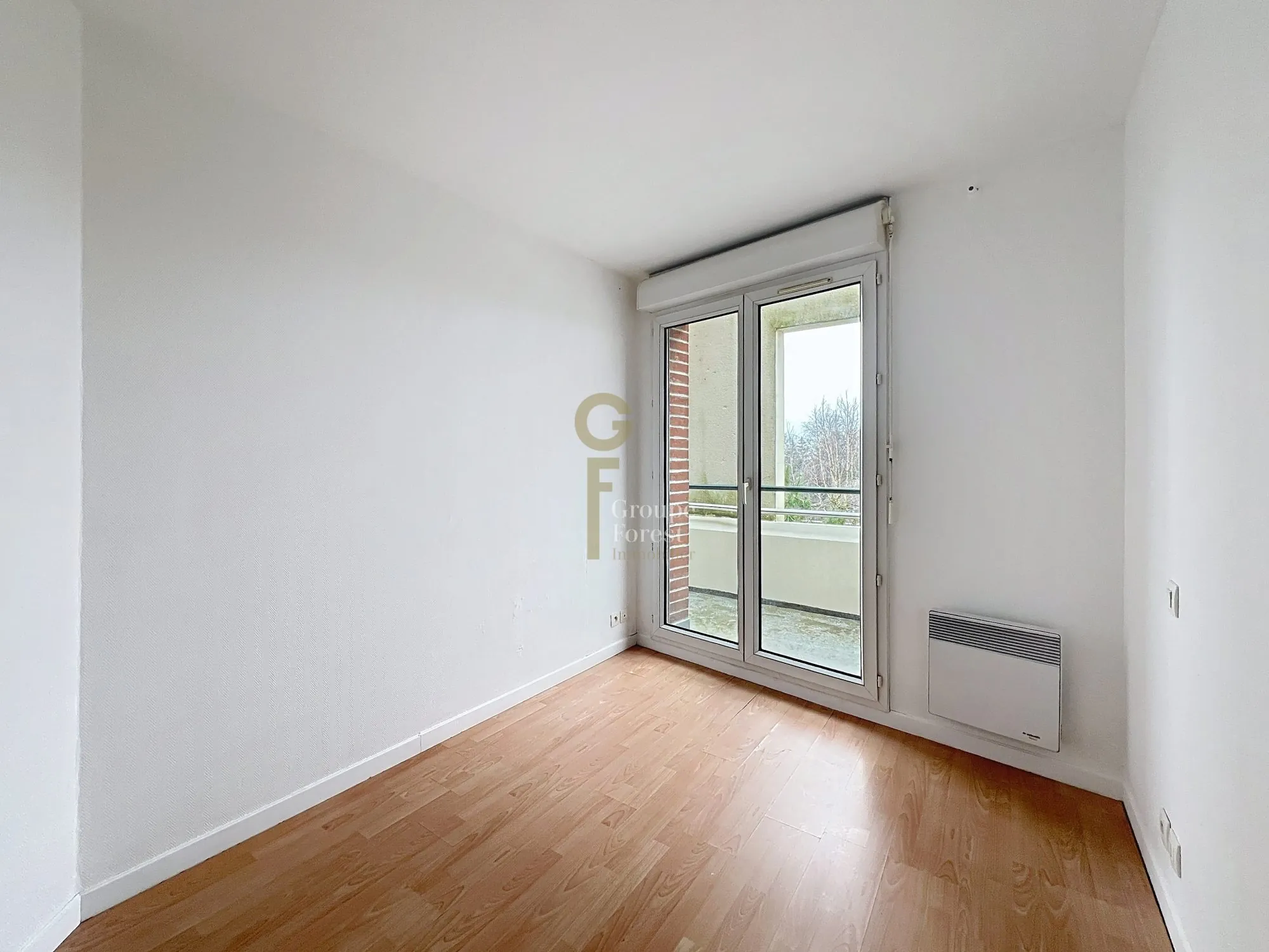 Appartement 1 chambre avec balcon et parking sécurisé à Croix 