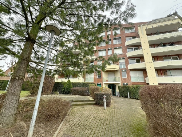 Appartement 1 chambre avec balcon et parking sécurisé à Croix