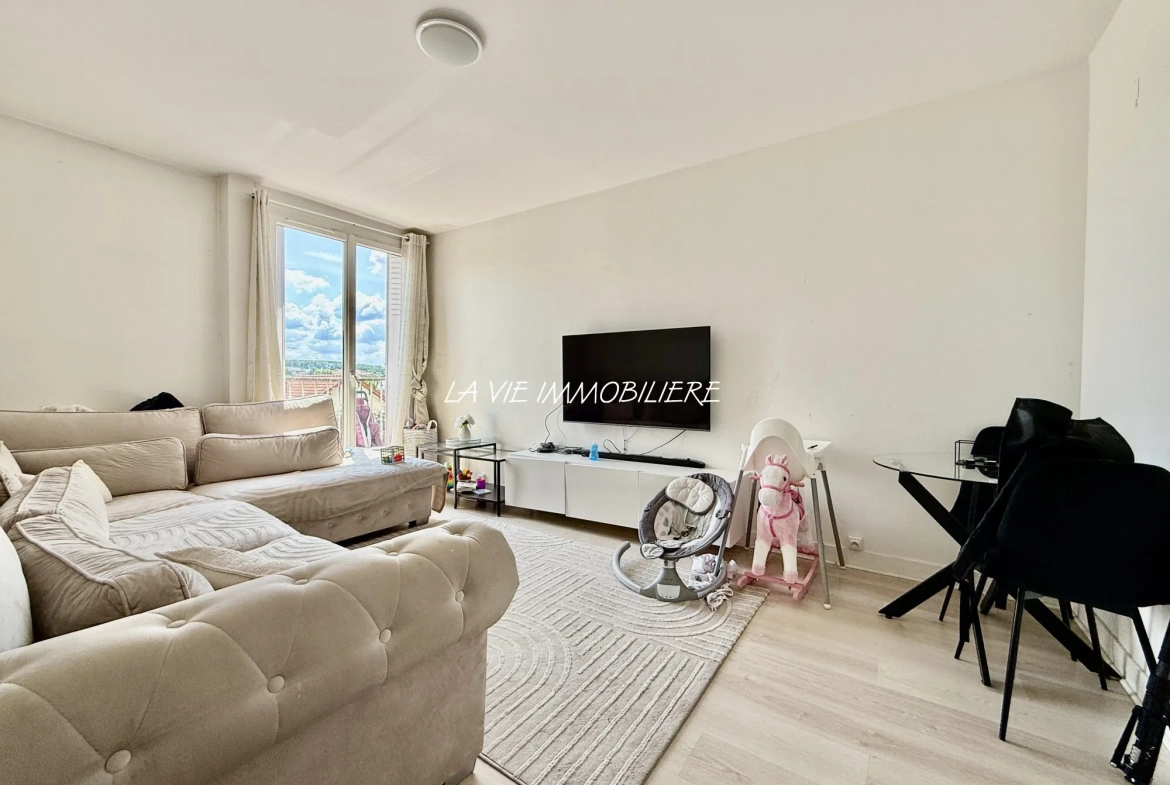 Appartement T2 Lumineux de 44,33 m² à Livry-Gargan avec Vue Dégagée 