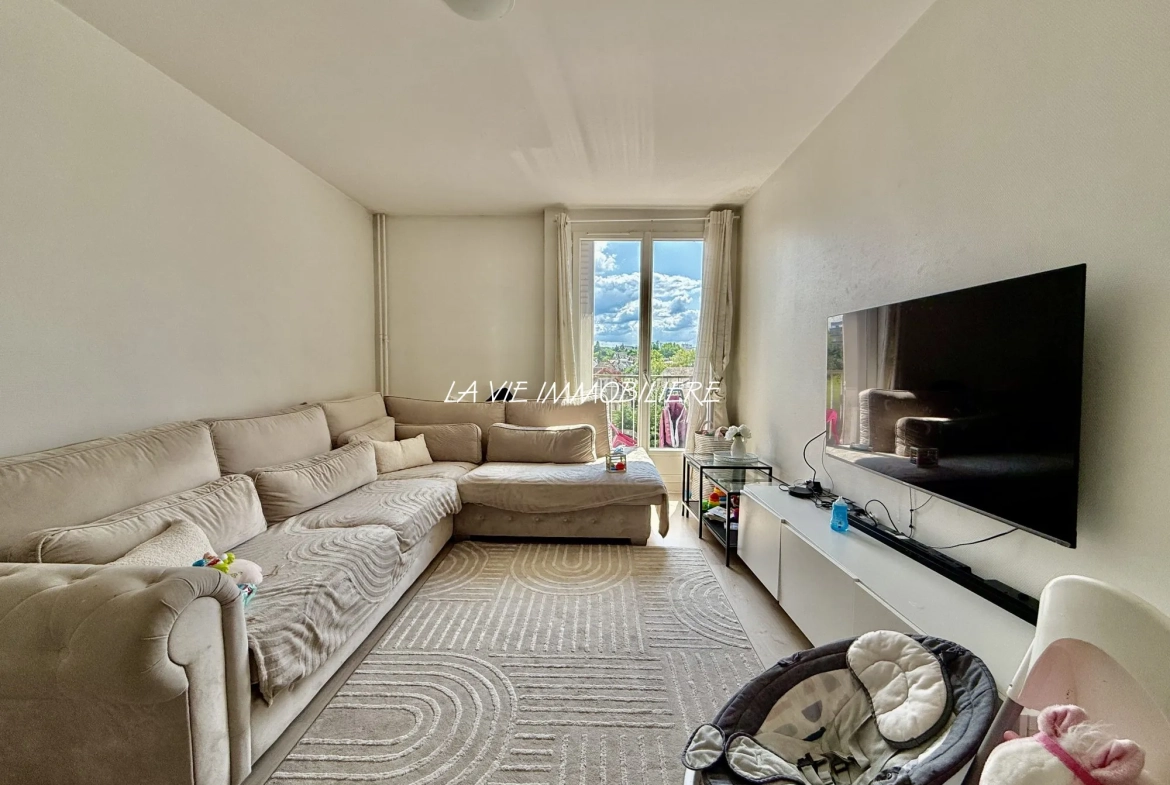 Appartement T2 Lumineux de 44,33 m² à Livry-Gargan avec Vue Dégagée 