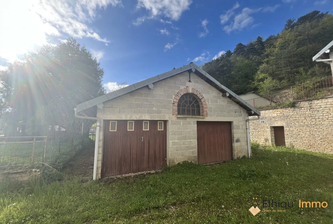 Ensemble immobilier de 56 ares à Dolancourt - Maison, Hangar et Terrain à Vendre 