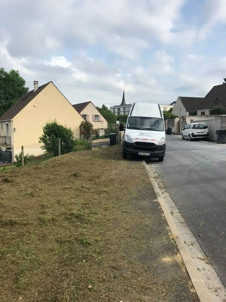 Terrain constructible à Jouarre proche commodités, secteur recherché 