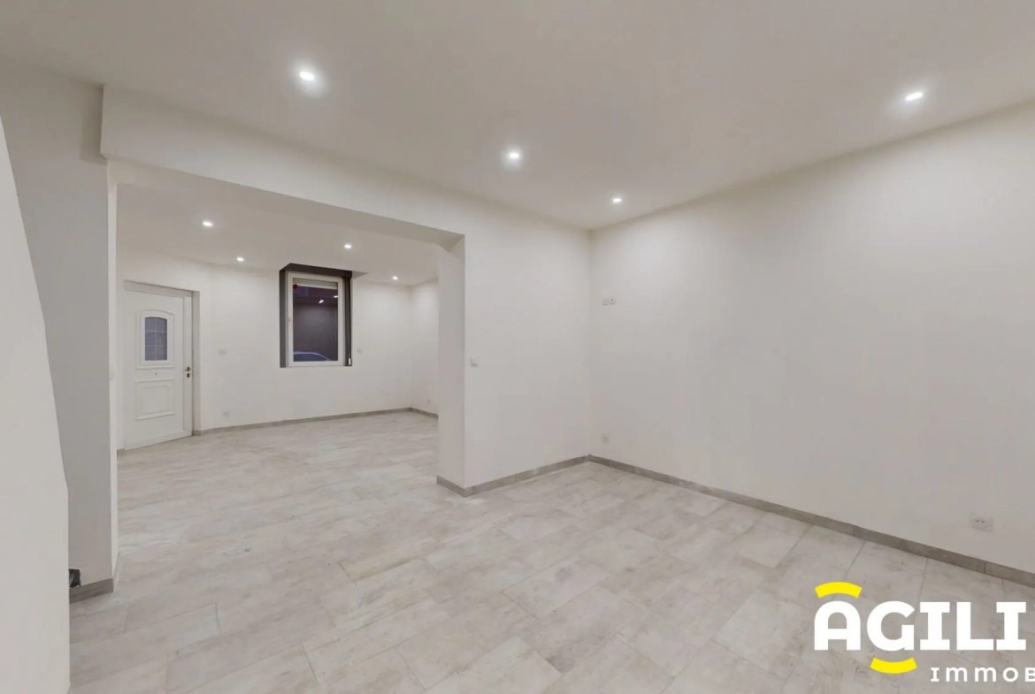 Maison rénovée avec jardin et terrasse à Vieux-Condé 