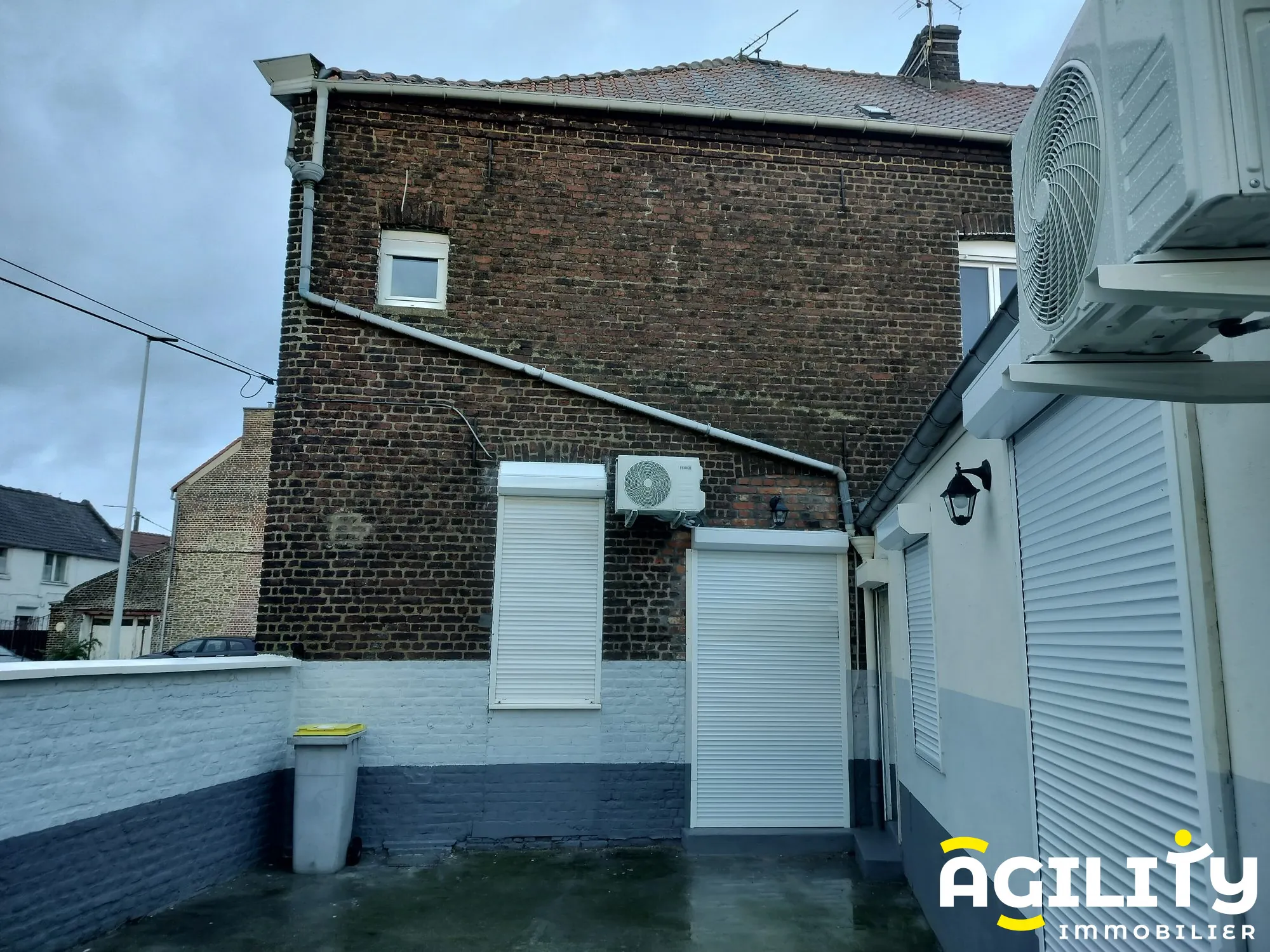 Maison rénovée avec jardin et terrasse à Vieux-Condé 