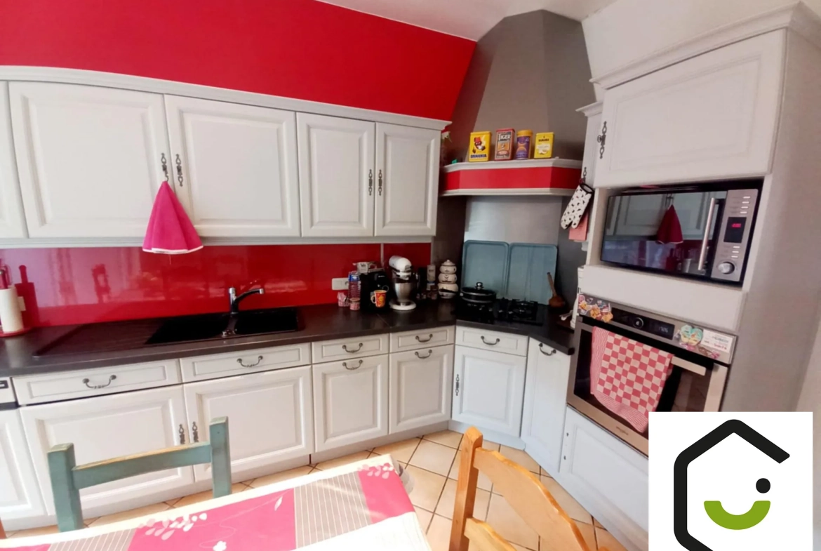 Maison à vendre à Montdidier de 105 m² avec jardin et grenier aménageable 
