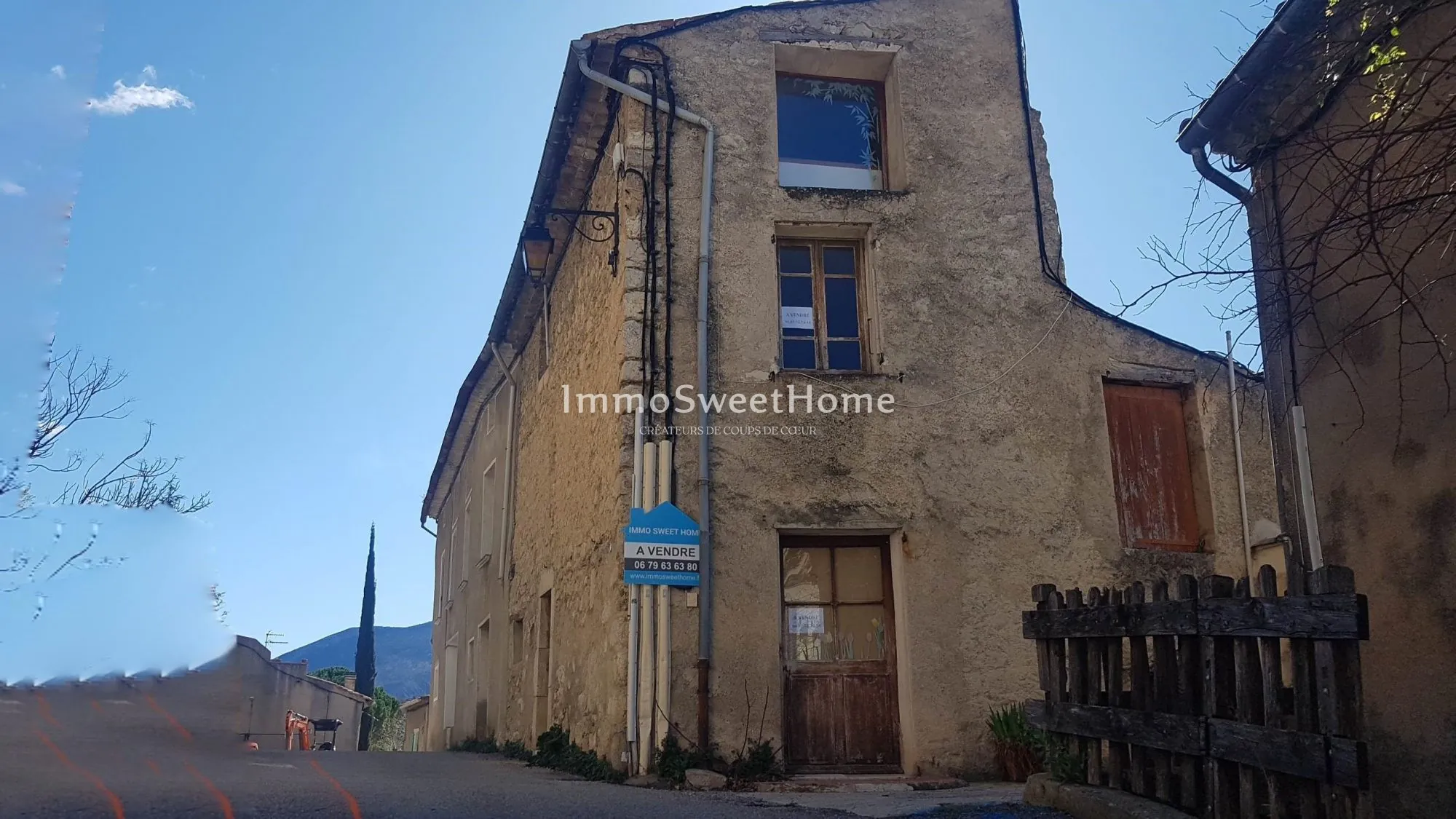 Petite maison à rénover proche de Buis-les-Baronnies - Potentiel intéressant 