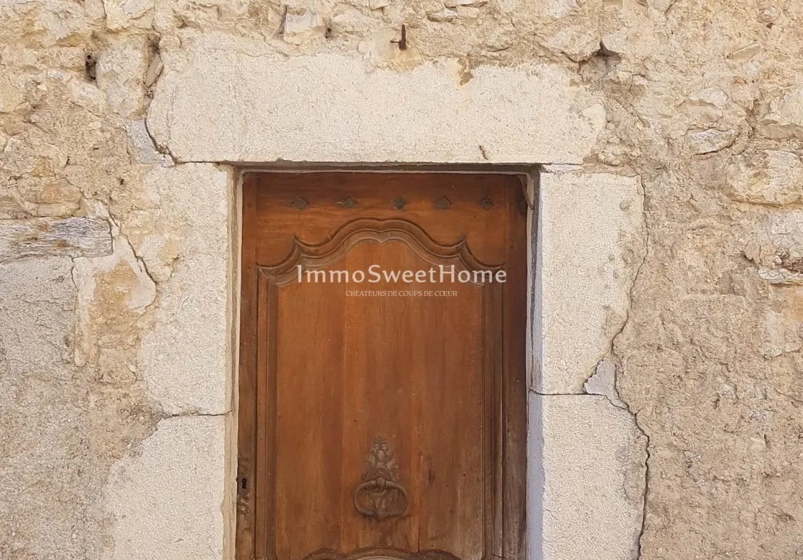 Petite maison à rénover proche de Buis-les-Baronnies - Potentiel intéressant 