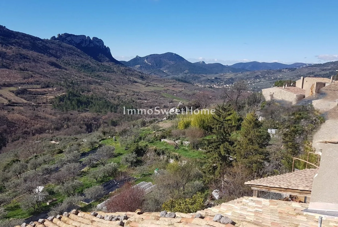 Petite maison à rénover proche de Buis-les-Baronnies - Potentiel intéressant 