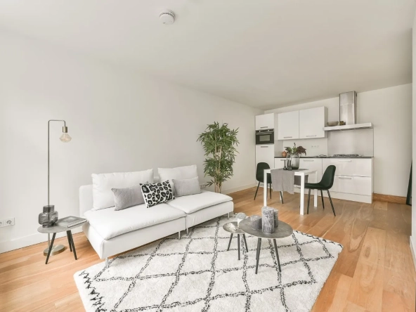 Achat d'un appartement T2 à Strasbourg avec balcon et parking, idéalement situé