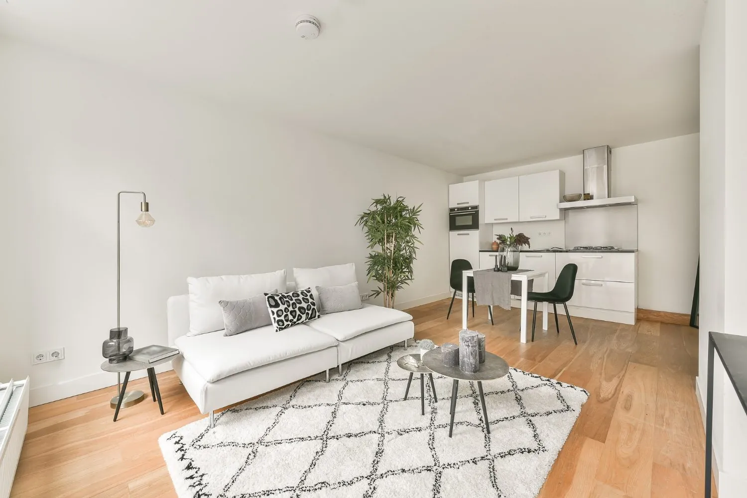 Achat d'un appartement T2 à Strasbourg avec balcon et parking, idéalement situé 